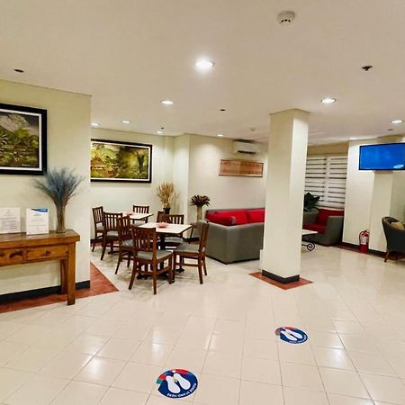 Microtel By Wyndham Tarlac Zewnętrze zdjęcie