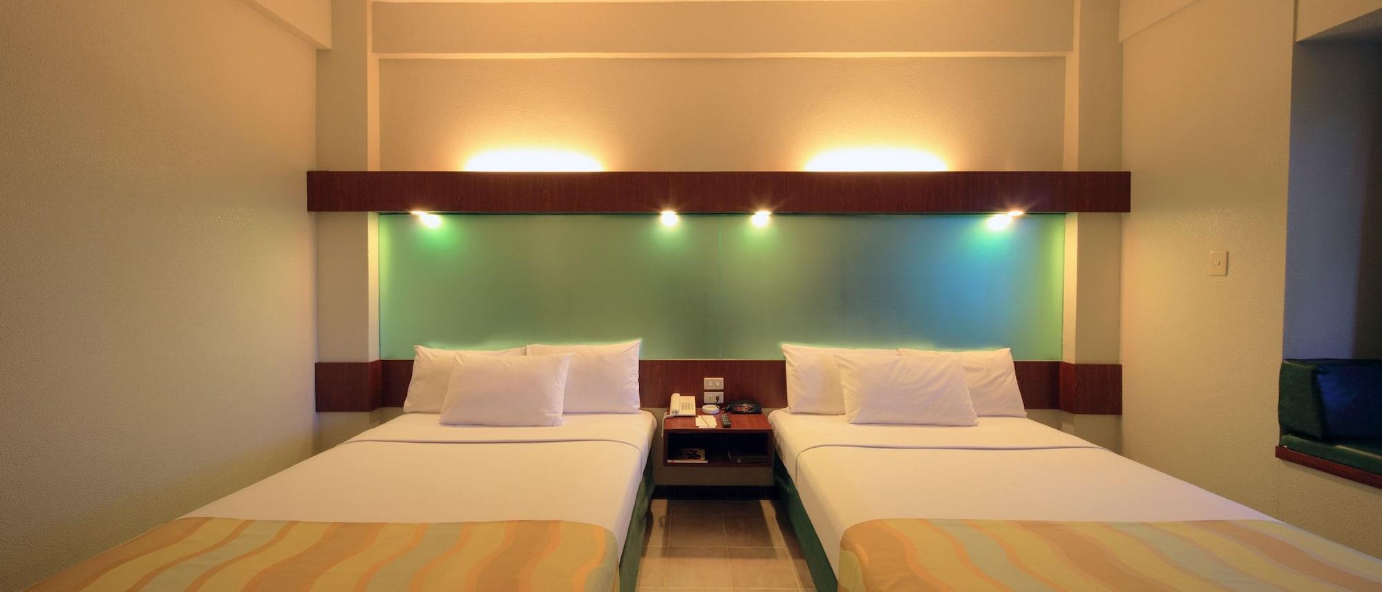Microtel By Wyndham Tarlac Zewnętrze zdjęcie