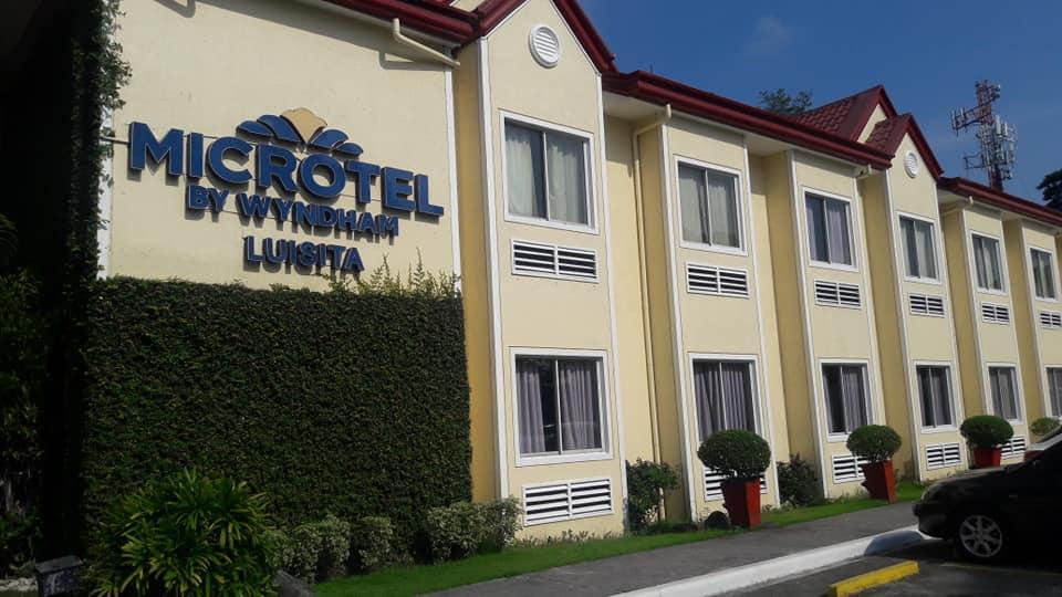 Microtel By Wyndham Tarlac Zewnętrze zdjęcie
