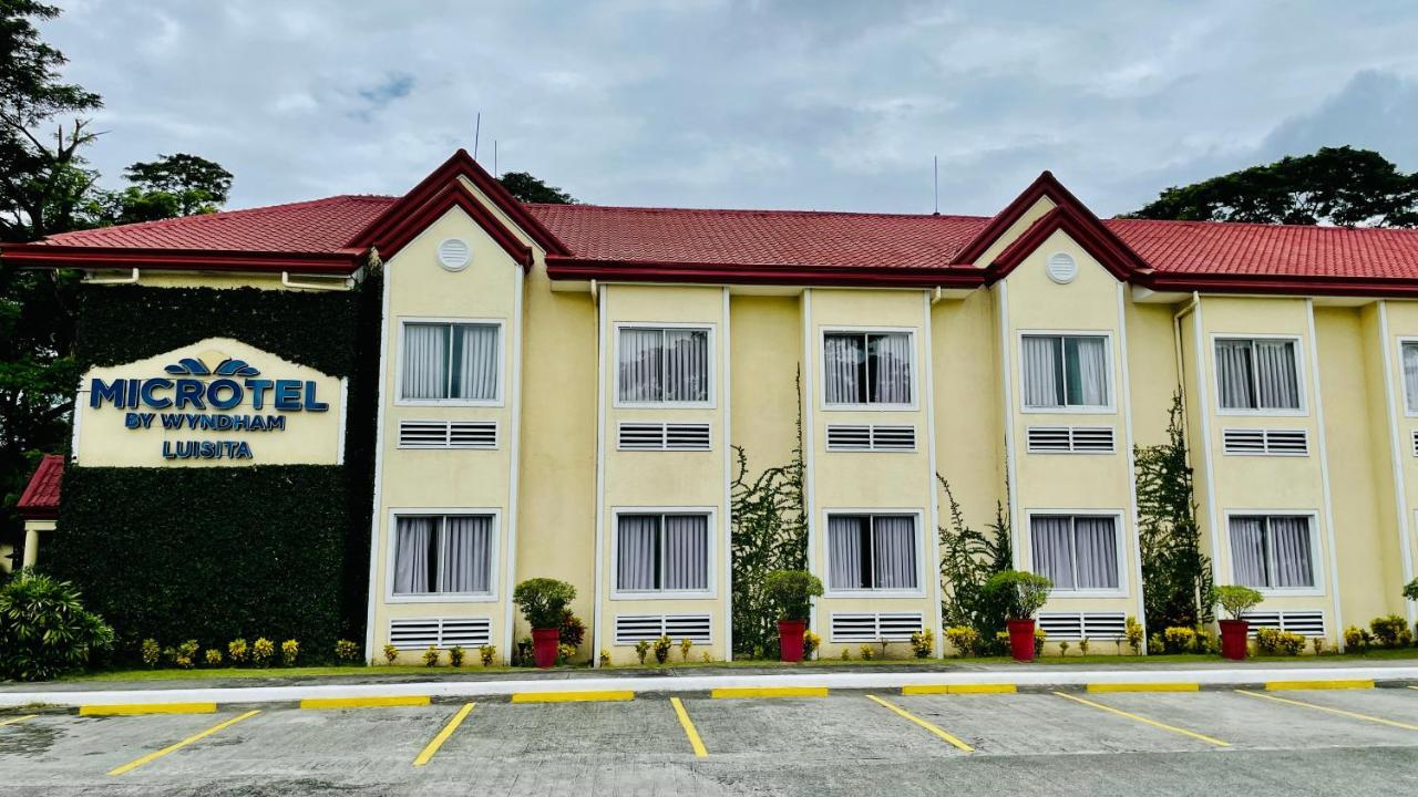 Microtel By Wyndham Tarlac Zewnętrze zdjęcie
