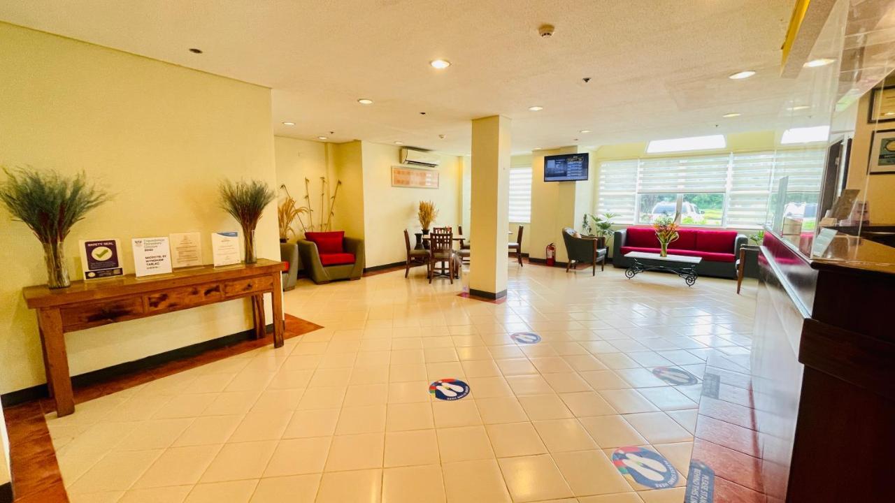 Microtel By Wyndham Tarlac Zewnętrze zdjęcie