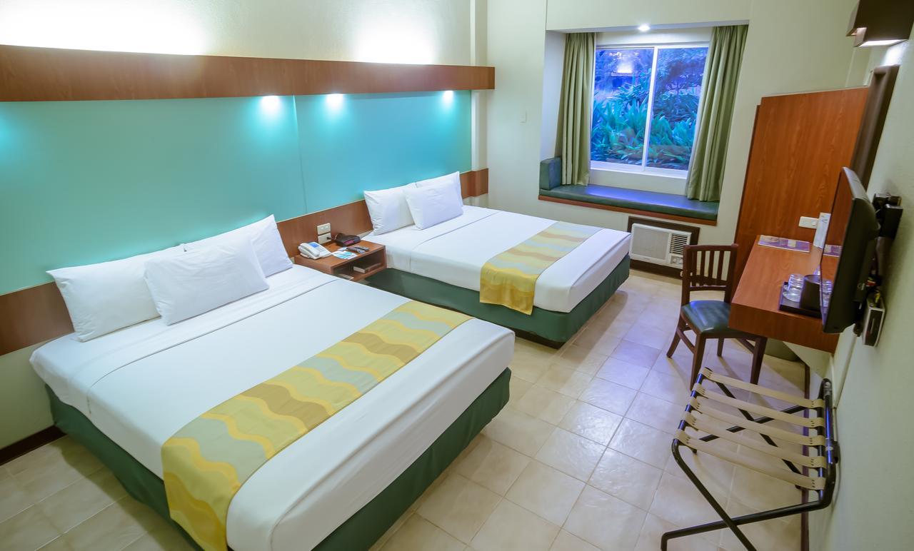 Microtel By Wyndham Tarlac Zewnętrze zdjęcie